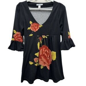 OB2-12 flowery mini dress. Size S‎ puff 3/4 sleeve